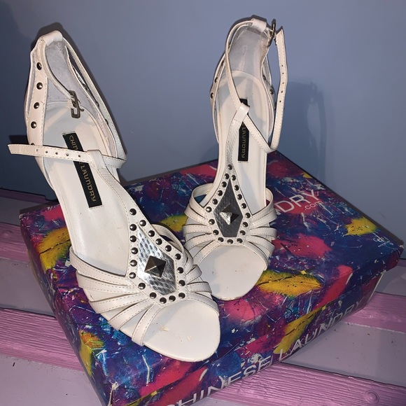 7M Chinese laundry Edda sandals - Picture 1 of 2